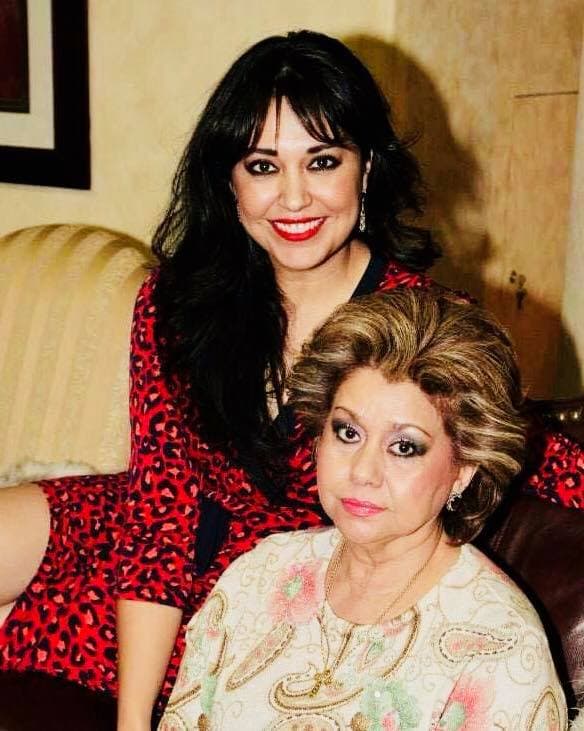 Mi mamá y su tribu urbana